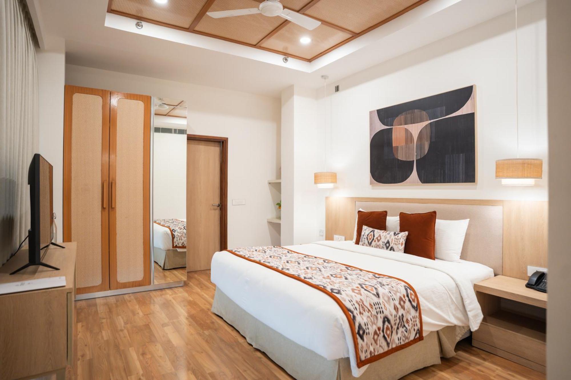 Ar Suites Klj Square Gurgaon Zewnętrze zdjęcie