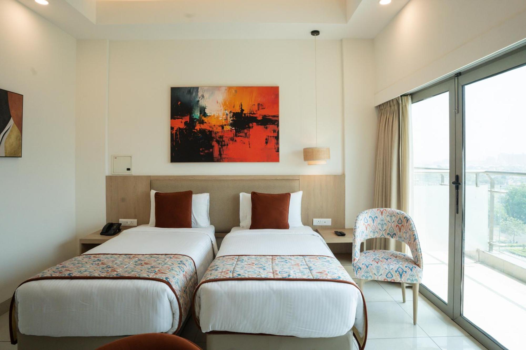 Ar Suites Klj Square Gurgaon Zewnętrze zdjęcie