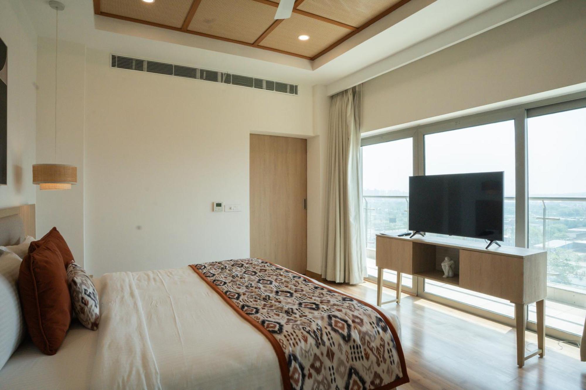 Ar Suites Klj Square Gurgaon Zewnętrze zdjęcie